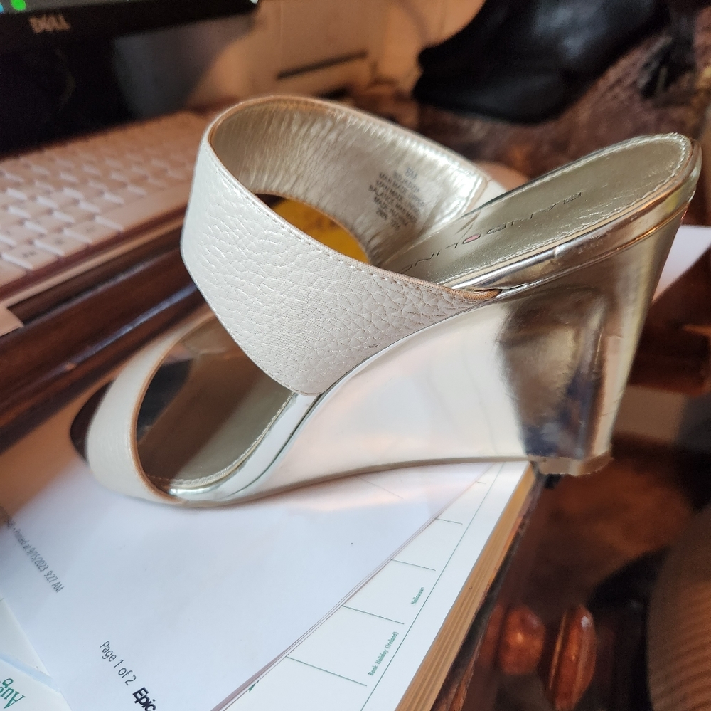 Bandolino size 8 heels
